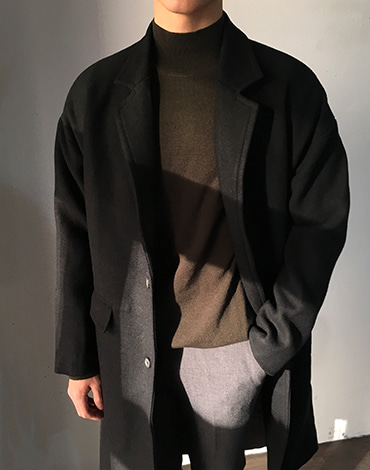 Over-fit single wool coat